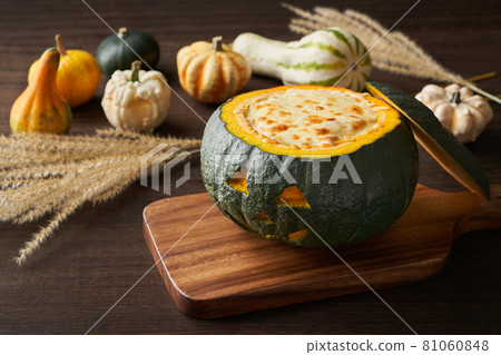 整個南瓜焗 81060848