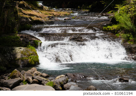 山河(山間溪流) 山河(山間溪流) 81061194