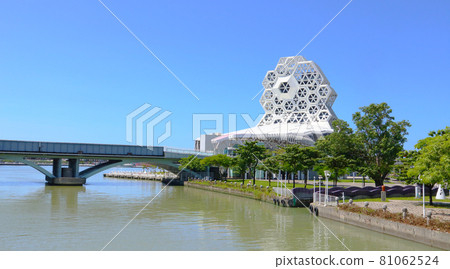 Ocean Pop Music Center Kaohsiung Light Rail 81062524