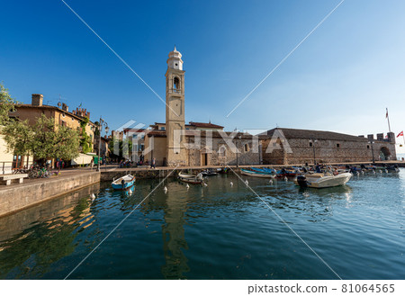 Port of the small Lazise Village - Tourist Resort on Lake Garda Veneto Italy 81064565
