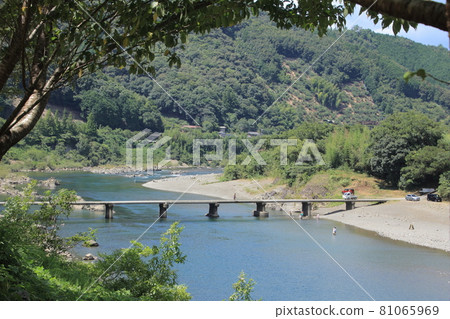 Kochi Prefecture Shimanto City longevity settlement bridge Kochi Prefecture Shimanto City longevity settlement bridge 81065969