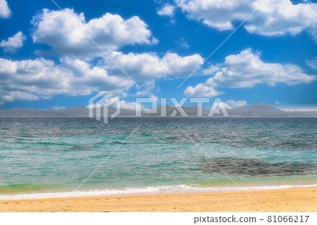 The sea of Okinawa The sea of Okinawa 81066217