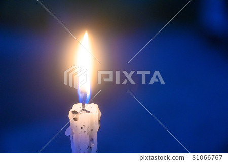 蠟燭 熾烈 火焰 81066767