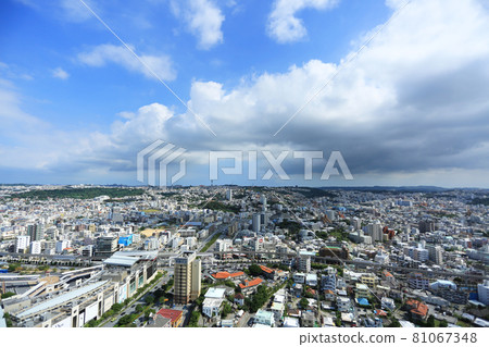 A bird's-eye view of Naha City, Okinawa A bird's-eye view of Naha City, Okinawa 81067348