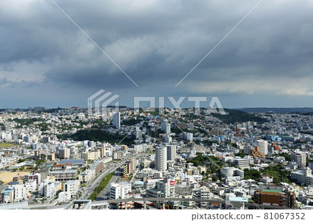 A bird's-eye view of Naha City, Okinawa A bird's-eye view of Naha City, Okinawa 81067352