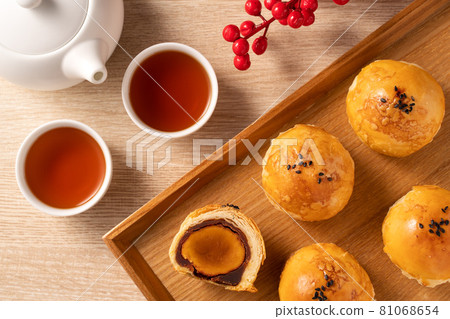 中秋節 月餅 蛋黃酥 中秋 Mid-Autumn Festival Moon cake げっぺい 中秋節 月餅 蛋黃酥 中秋 Mid-Autumn Festival Moon cake げっぺい 81068654