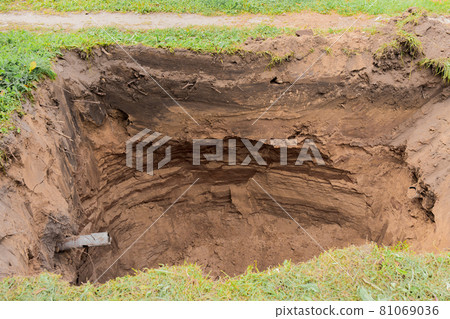 Deep pit in the ground for home sewers 81069036