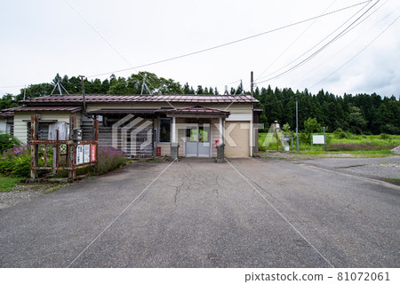 JR越後岩澤站(新潟縣小治谷市) JR越後岩澤站(新潟縣小治谷市) 81072061