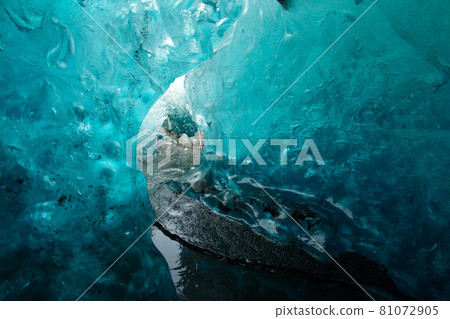 Vatnajokull Glacier Ice Cave Ice Cave Super Blue Iceland 81072905