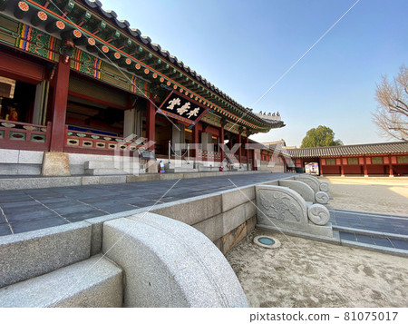 Suwon, South Korea | Hwaseong Haenggung 81075017