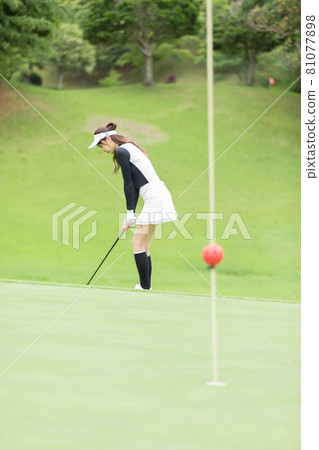 A female approach to enjoy golf A female approach to enjoy golf 81077898