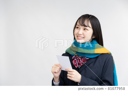 女高中生通過考試 女高中生通過考試 81077958