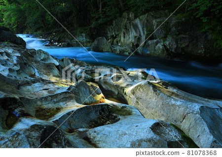 Tono City, Iwate Prefecture Summer mountain stream Tono City, Iwate Prefecture Summer mountain stream 81078368