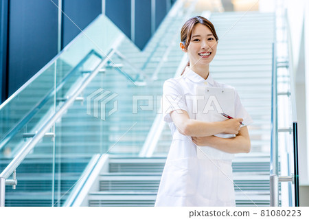 Female nurse image shooting cooperation "LINK FOREST" Female nurse image shooting cooperation "LINK FOREST" 81080223