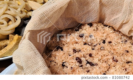 Homemade red rice, home-cooked food, local production for local consumption Homemade red rice, home-cooked food, local production for local consumption 81080742