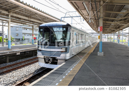 南栗橋列車藍天（無人） 81082305