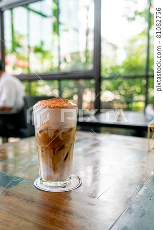 iced cappuccino coffee in coffee shop 81082756