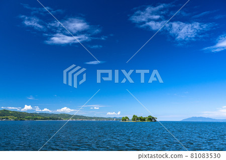 《島根縣》夏之湖真道，Yomega島 81083530