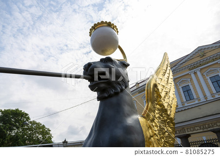 St. Petersburg, Russia - July 09, 2021: Winged lion on Bank Bridge in St. Petersburg 81085275