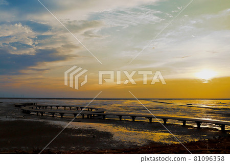 台灣,新竹,象山海灘,獎蟹步道 台灣,新竹,象山海灘,獎蟹步道 81096358