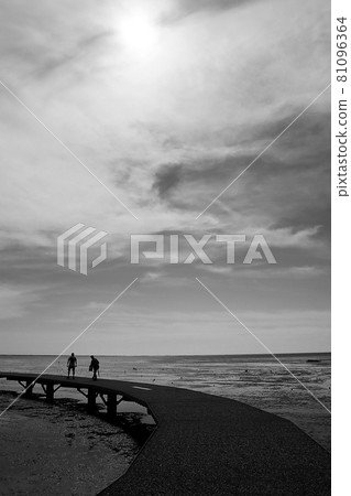 Taiwan, Hsinchu, Xiangshan Beach, Award Crab Trail Taiwan, Hsinchu, Xiangshan Beach, Award Crab Trail 81096364