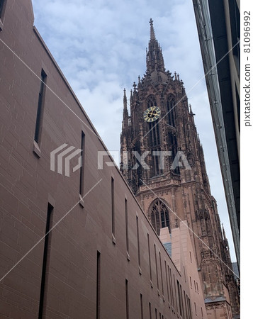 Frankfurt church Frankfurt church 81096992