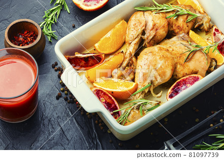 Roasted chicken legs with oranges Roasted chicken legs with oranges 81097739