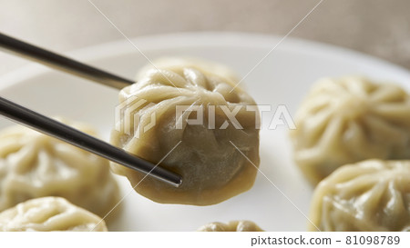 Korean-style steamed dumplings, dumplings Korean-style steamed dumplings, dumplings 81098789