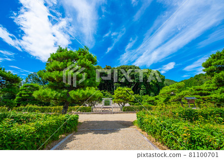 Kashihara City, Nara Prefecture, 4th Emperor Itoku's Mausoleum, Unebiyama Nankosakei Mausoleum 81100701