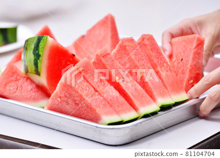 Cut watermelon summer image Watermelon image material to eat outdoors Cut watermelon summer image Watermelon image material to eat outdoors 81104704