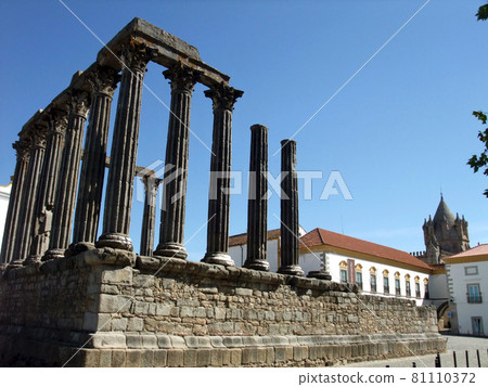 Temple of Diana (Evora / Portugal) 81110372