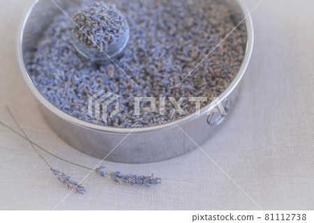 Freshly harvested lavender potpourri, bottled dry lavender, potpourri, 81112738