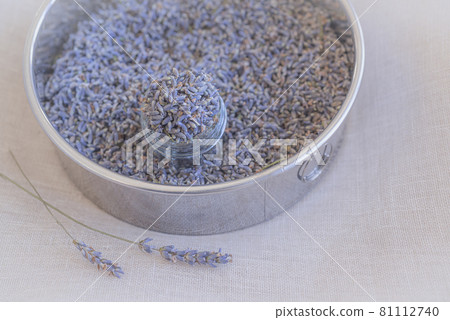 Freshly harvested lavender potpourri, bottled dry lavender, potpourri, Freshly harvested lavender potpourri, bottled dry lavender, potpourri, 81112740