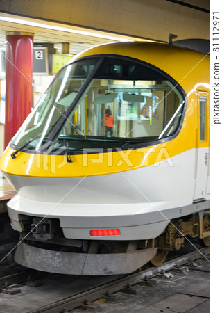 近鐵大阪上本町站特快列車 81112971