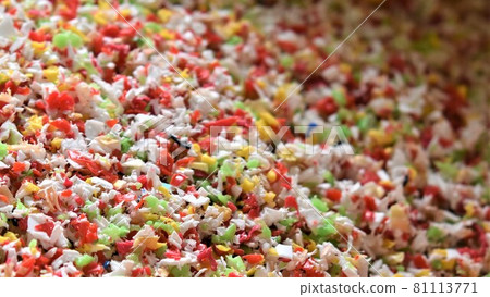 有色廢塑料片 回收微塑料 環境激素、內分泌干擾物、雙酚 有色廢塑料片 回收微塑料 環境激素、內分泌干擾物、雙酚 81113771