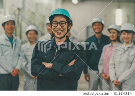 工廠員工 81114314