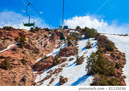 Cable Car to Chimgan Mountain, Uzbekistan Cable Car to Chimgan Mountain, Uzbekistan 81129286