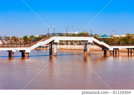 Bridge through Shavat canal, Urgench 81129304