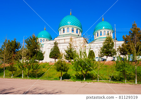 Khoja Ahror Valiy Mosque in Tashkent 81129319