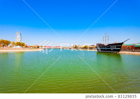 Yoshlar Koli or Youth Lake, Urgench 81129835