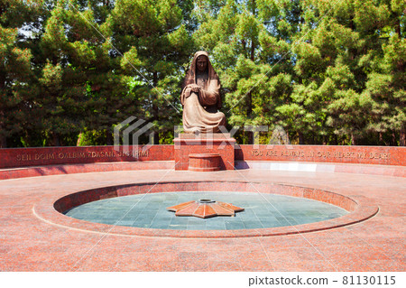 Mourn Mother War Memorial Monument, Samarkand Mourn Mother War Memorial Monument, Samarkand 81130115