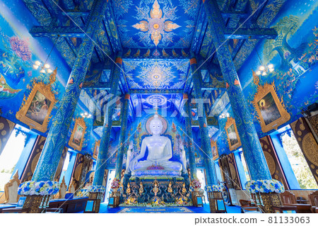 The white buddha statue inside the Hall in Blue temple (Wat Rong Suea Ten) 81133063