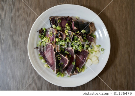 Tatake of bonito Tatake of bonito 81136479