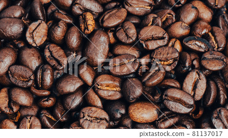 [Cafe] Coffee beans background material 81137017