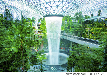 新加坡樟宜機場 81137125