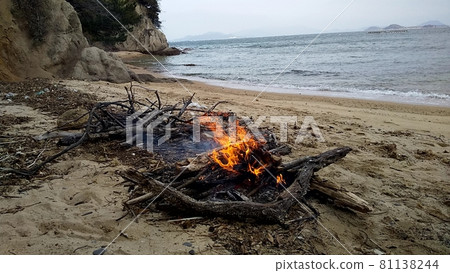 Bonfire at a remote island camp [March] 81138244
