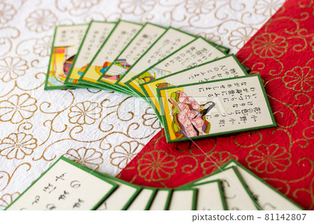 "Hyakunin Isshu", a traditional New Year's play song "Hyakunin Isshu", a traditional New Year's play song 81142807