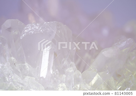 Power stone crystal crystal 81143005