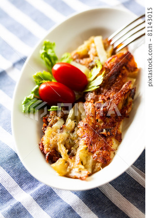 加萊特干土豆和奶酪 加萊特干土豆和奶酪 81143015