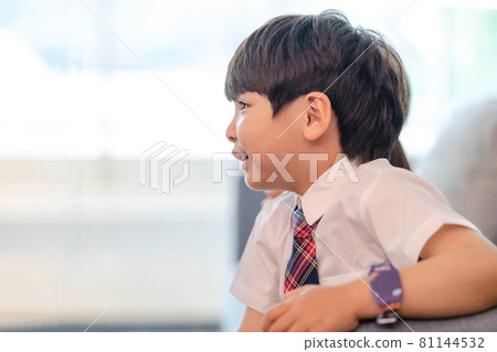 孩子幼兒園的生活方式 81144532